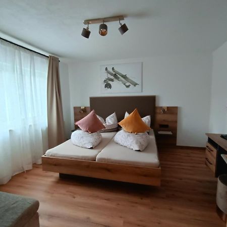 Haus Felix Appartement Pettneu am Arlberg Buitenkant foto